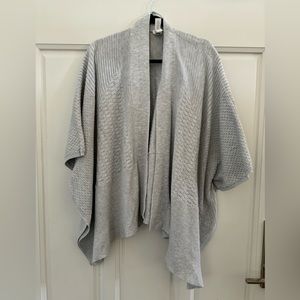 Lululemon OS cape/shawl